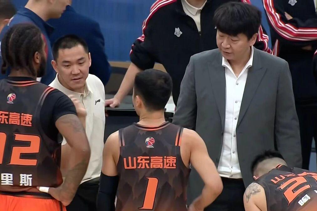 爱游戏下载-只差官宣！名记透露山东男篮签下新外援，有NBA履历，实力强劲！